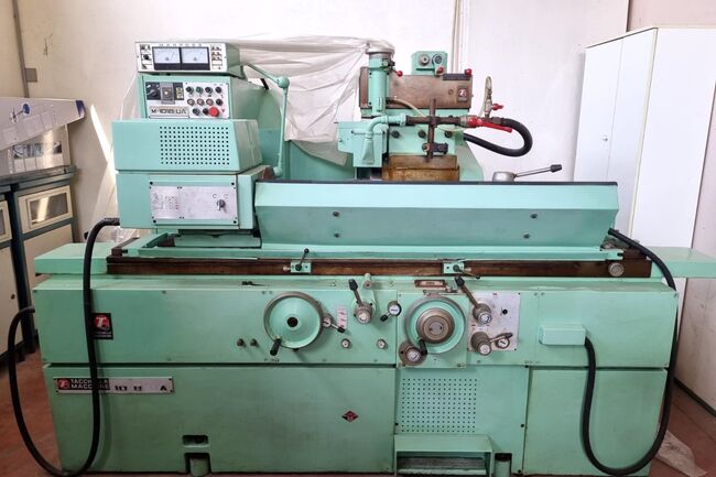 Sell Grinding Machine Cylindrical TACCHELLA 1018 UA used